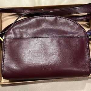 FOSSIL Chelsea Crossbody (in fig)